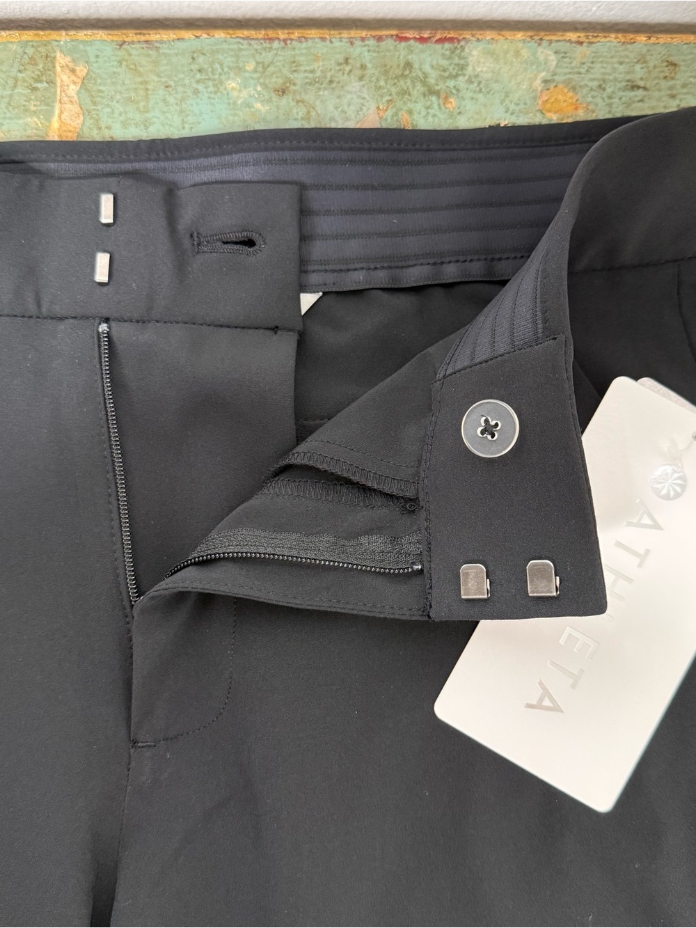Athleta Tribeca Bermuda 9” Short Black Sz 0 MWT Athletic Stretch Lightweight - Picture 14 of 16